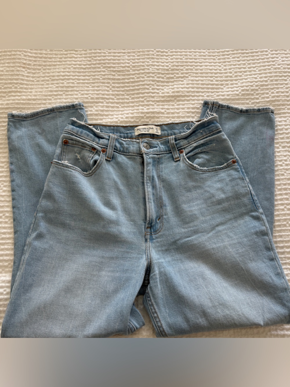 Abercrombie & Fitch Curve Love Ankle Straight